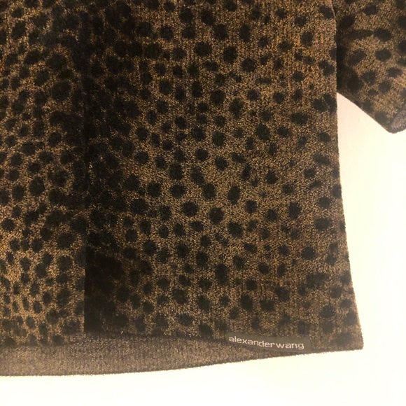 ALEXANDER WANG
Leopard Chenille Cropped Top - Picture 3 of 4